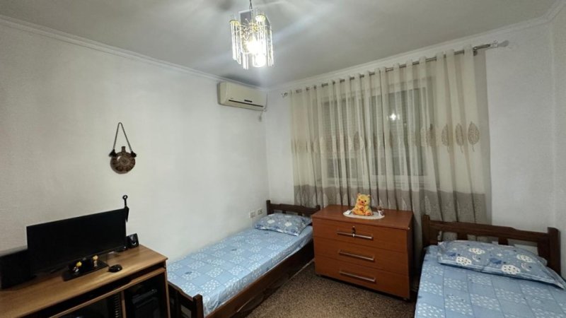 Tirane, shitet apartament 2+1 Kati 4, 71 m² 110.000 € (Brryli)