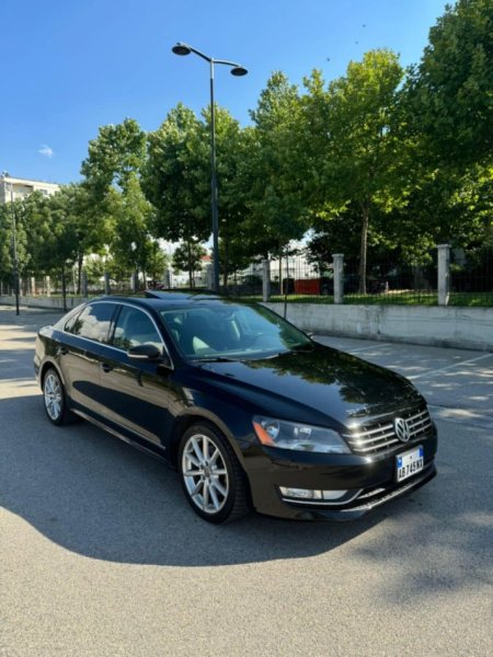 Volkswagen Passat 2.0 TDI automatik  10,000 €
