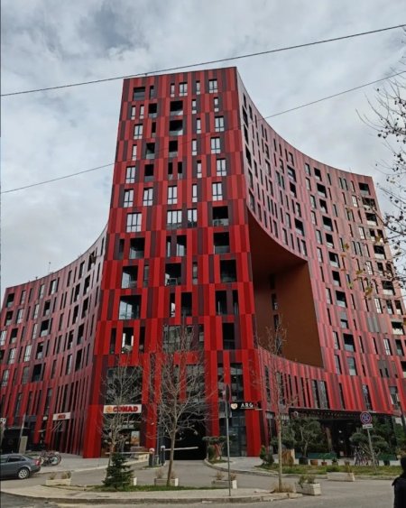 SHITET : APARTAMENT + 1 POST PARKIMI / REZIDENCA PARK GATE/ RRUGA ELBASANIT