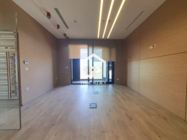 SHITET : APARTAMENT + 1 POST PARKIMI / REZIDENCA PARK GATE/ RRUGA ELBASANIT