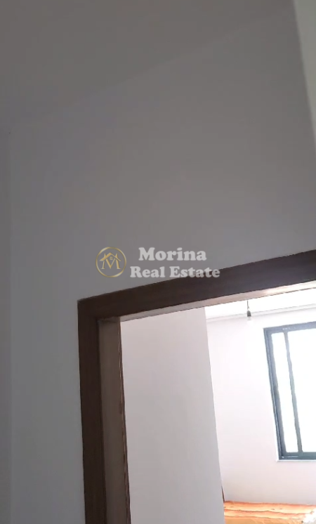 Tirane, jepet me qera apartament 2+1 Kati 3, 100 m² 300 € (Shkoze)