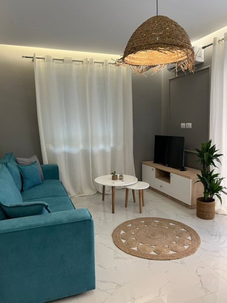 Tirane, jepet me qera apartament 2+1+Ballkon Kati 5, 70 m² 850 € (Myslym Shyri)
