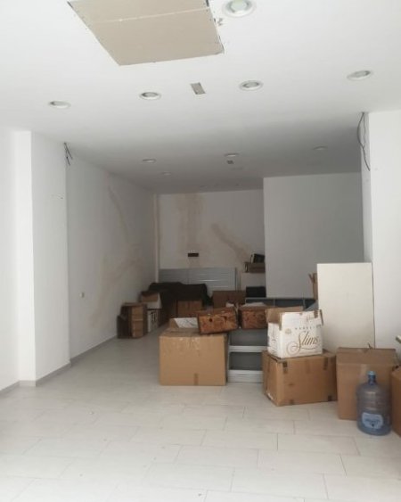 Tirane, shitet ambjent biznesi Kati 0, 64 m² 135.000 € (yzberisht)