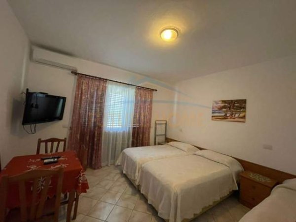 Qerret, shes hotel Kati 4, 1.070 m² 800.000 Euro (QERRET)