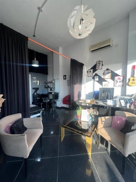 Durres, shitet biznesi TATTO, TEK PISTA KOSOVA  40 m², 3500 Euro