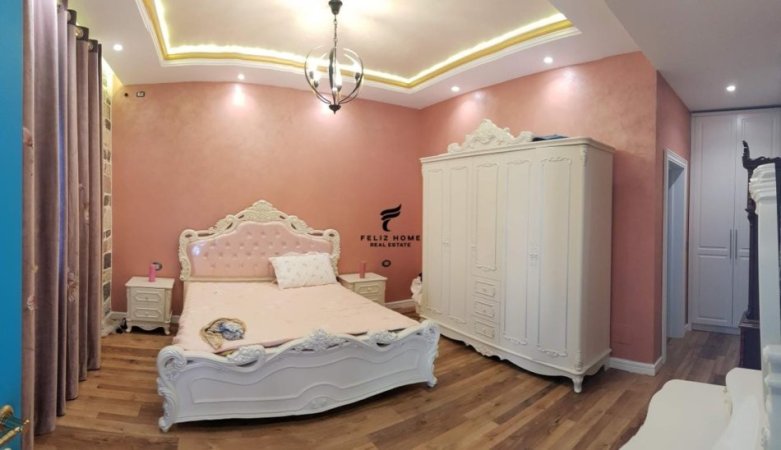 Tirane, shitet shtepi 2+1 Kati 1, 435 m² 190.000 € (PEZE HELMES)