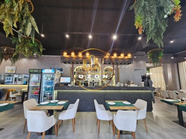 Tirane, shitet bar-resorant Kati 1, 200 m² 120.000 € (kinostudio)
