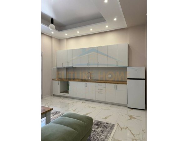 Durres, jepet me qera apartament 2+1 Kati 1, 60 m² 400 € 