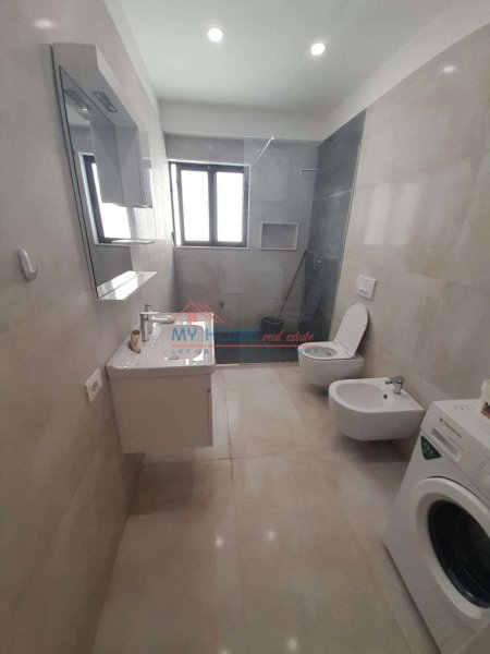 Tirane, jepet me qera apartament 2+1+Aneks Kati 2, 120 m² 55000 Leke (ali demi)