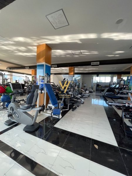 Tirane, shitet ambjent biznesi Kati 0, 3.000 m² 1.000.000 € (PEZE)