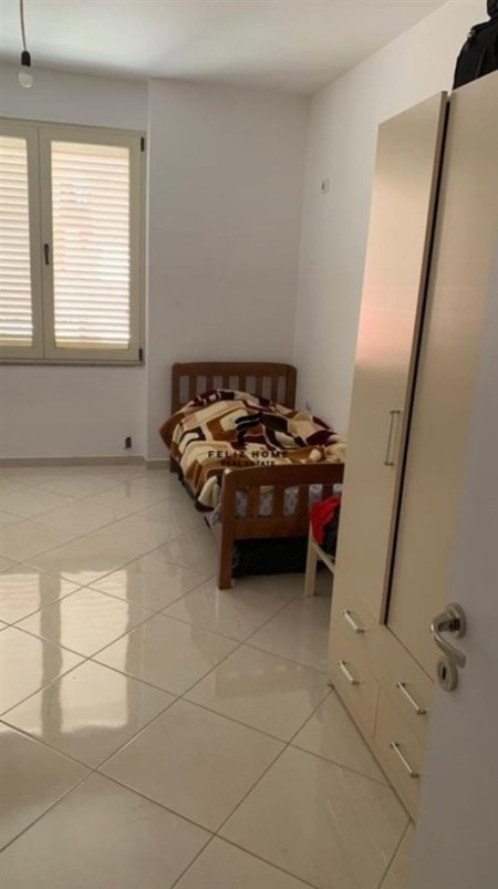 Tirane, shitet apartament 1+1+Ballkon Kati 3, 78 m² 94.000 € (YZBERISHT)