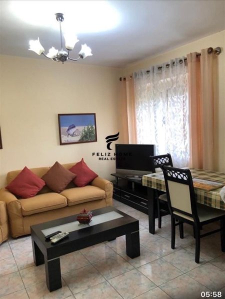 Tirane, jepet me qera apartament 2+1 Kati 4, 70 m² 500 € (RRUGA E ELBASANIT)