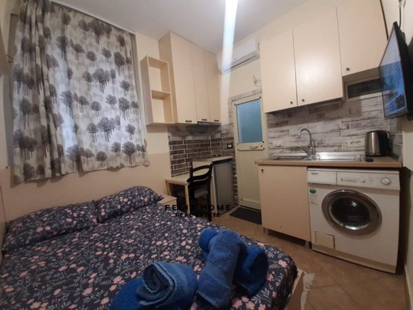 Tirane, jepet me qera garsonier 1+1 Kati 1, 39 m² 370 € (RRUGA 5 MAJI)