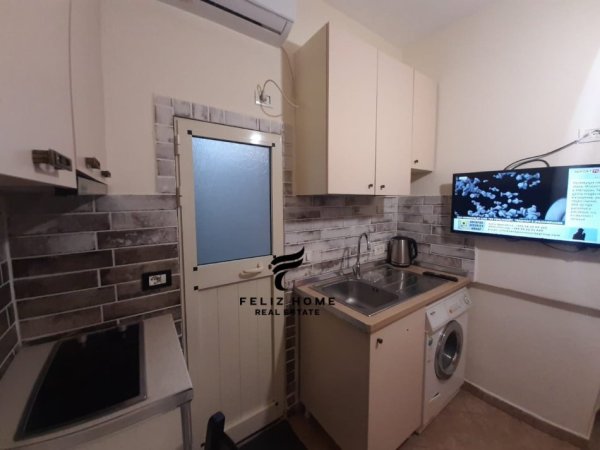Tirane, jepet me qera garsonier 1+1 Kati 1, 39 m² 370 € (RRUGA 5 MAJI)