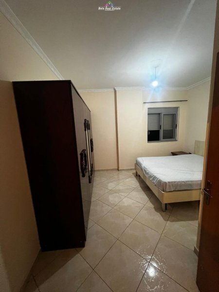 Tirane, jepet me qera apartament 2+1 Kati 3, 103 m² 450 € (astir)