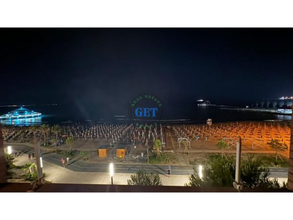 Durres, jepet me qera apartament 2+1 Kati 3, 85 m² 750 € (Plazh Iliria)