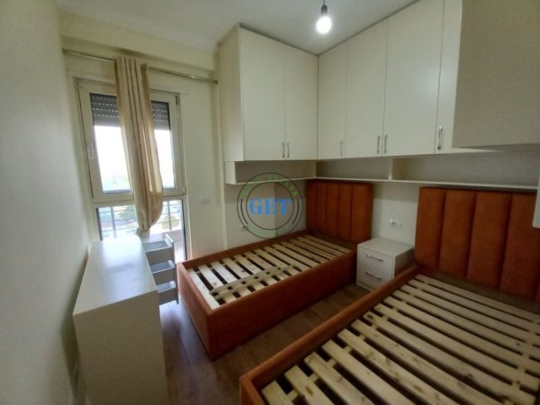 Durres, shitet apartament 2+1 Kati 5, 92 m² 135.000 € (Stadiumi)