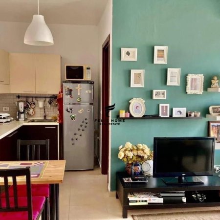 Tirane, shitet apartament 1+1+Ballkon Kati 9, 48 m² (ISH FUSHA AVIACIONIT)