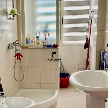 Tirane, shitet apartament 1+1+Ballkon Kati 9, 48 m² (ISH FUSHA AVIACIONIT)