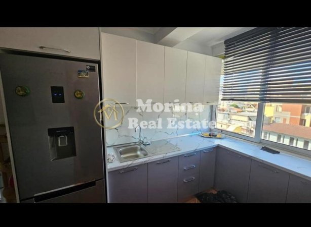 Tirane, jepet me qera apartament 2+1 Kati 5, 95 m² 600 € (Qender /Tregu Cam)