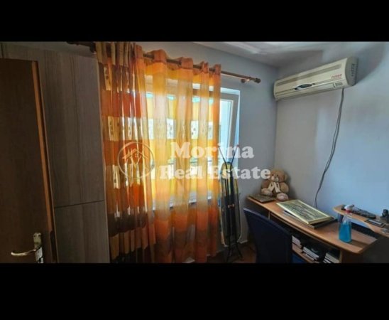 Tirane, jepet me qera apartament 2+1 Kati 5, 95 m² 600 € (Qender /Tregu Cam)