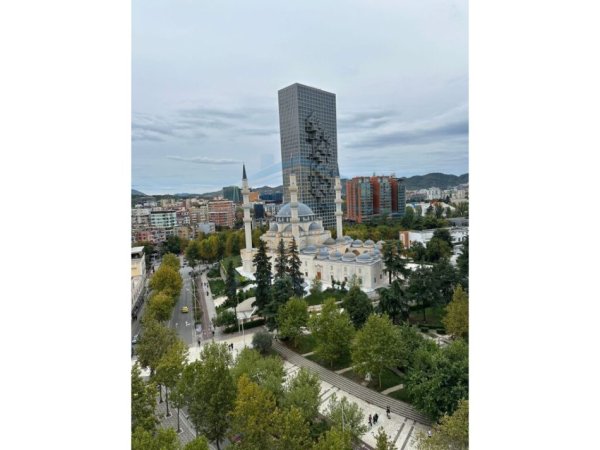 Tirane, shitet ambjent biznesi Kati 0, 86 m² 670.000 € (Shkolla e Baletit)