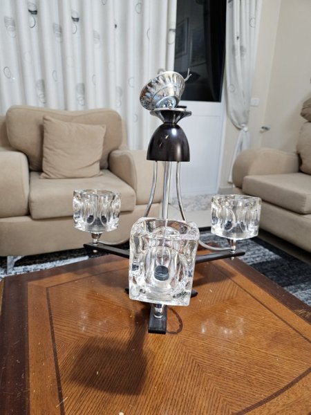 Tirane, Shes Abazhur Tavani me 3 Llampa Xham Kristal 20 €