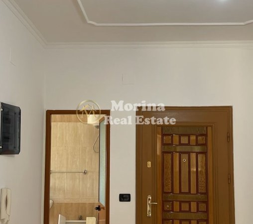 Tirane, jepet me qera apartament 2+1 Kati 4, 85 m² 600 € (Laprake)