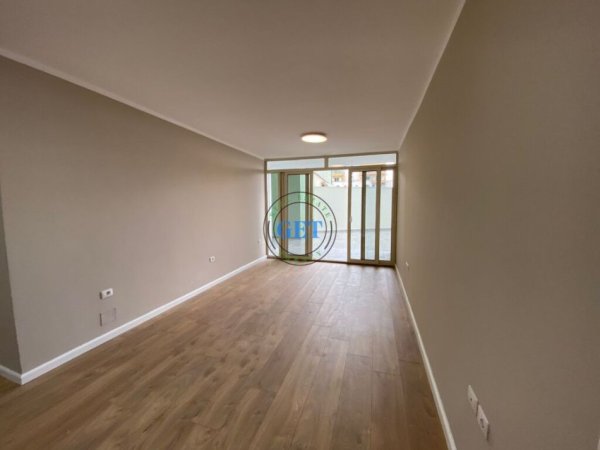 Durres, shitet apartament 2+1+2 + Verand, Kati 3, 176 m² 199.000 € (Vollga)