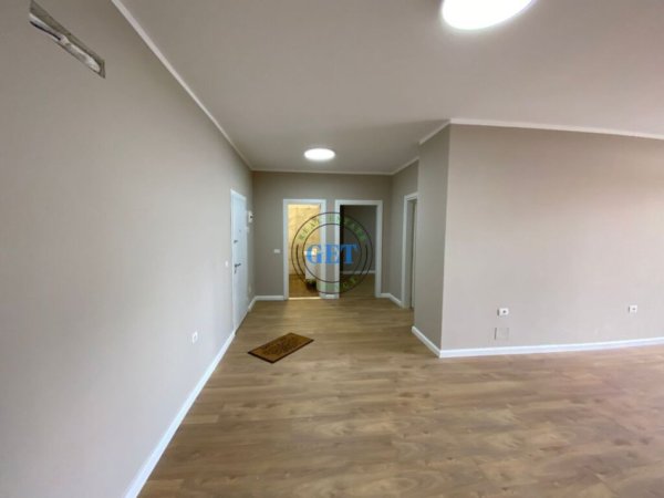 Durres, shitet apartament 2+1+2 + Verand, Kati 3, 176 m² 199.000 € (Vollga)