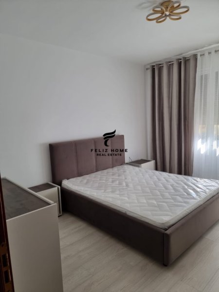 Tirane, jepet me qera apartament 1+1 Kati 3, 63 m² 650 € (KOMUNA E PARISIT)