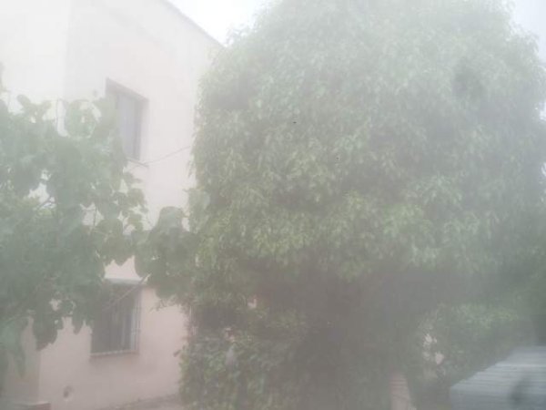 Tirane,Laprake, jap me qera shtepi private 2+1 90 m²+ oborr  per parking,mobiluar, 450 € (Sheshi "Shqiponja", prane AMC, Laprake)