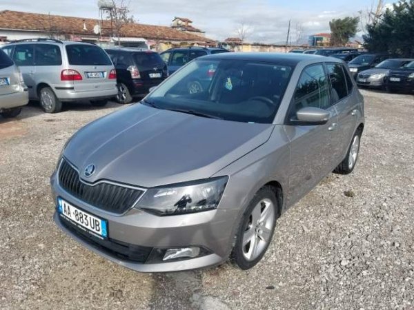 Tirane, jap me qera makine Skoda Fabia Viti 2016, 3.500 Leke