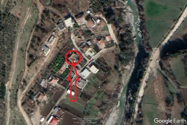 Tirane, Herraj/Zallher Shitet Truall 300 m² dhe Ndertese 100 m², 2.000.000 Leke
