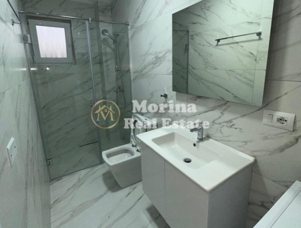 Tirane, jepet me qera shtepi 1+1 Kati 1, 60 m² 400 € (Sanatoriumi)