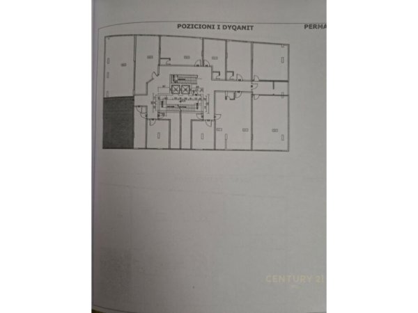 Tirane, shes ambjent biznesi , 139 m² 443.410 € (Rruga e Kavajës)