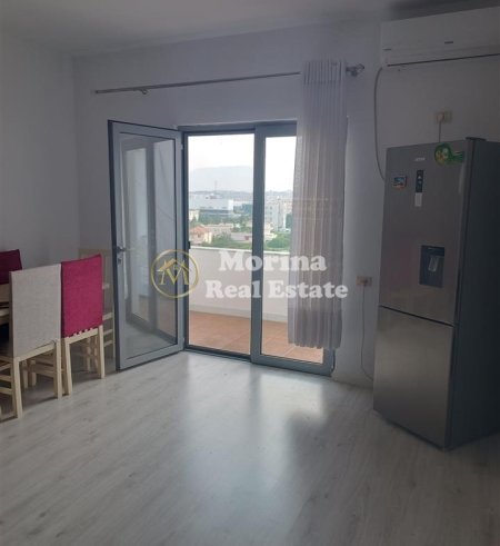 Tirane, jepet me qera apartament 3+1 Kati 3, 175 m² 500 € (Fushe Mezez)