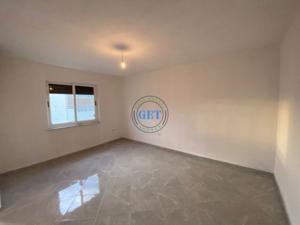 Durres, shitet apartament 1+1 Kati 3, 63 m² 67.000 € (Drejtoria e Policise)