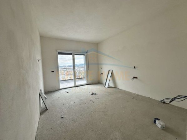 Tirane, shitet apartament 2+1 Kati 7, 112 m² 197.155 € (RRUGA BARDHYL)