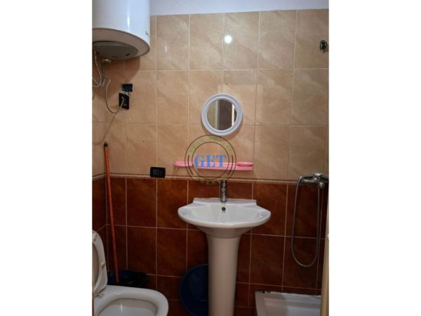 Durres, jepet me qera apartament 1+1+Ballkon Kati 1(banim), 50 m² 400 € (Plazh)