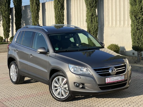 VW TIGUAN 2.0 NAFTE 👉 2009 👈 Kambio AUTOMATIKE - NAVI 8.700 €