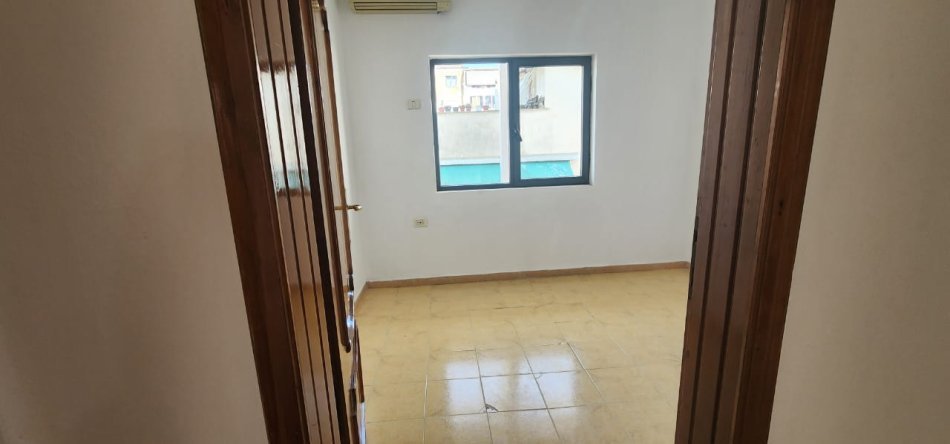 Tirane, shitet apartament 2+1 Kati 2, 150 m² 224.250 € (Selite)