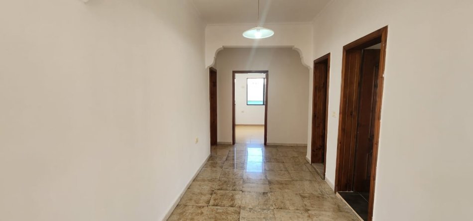Tirane, shitet apartament 2+1 Kati 2, 150 m² 224.250 € (Selite)