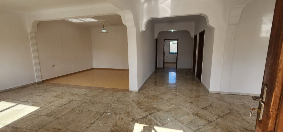 Tirane, shitet apartament 2+1 Kati 2, 150 m² 224.250 € (Selite)