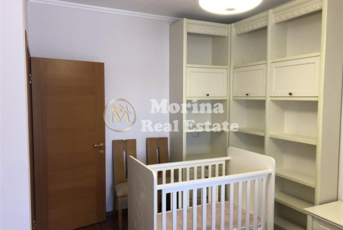 Tirane, jepet me qera apartament 3+1 Kati 6, 150 m² 1.100 € (Tawani)