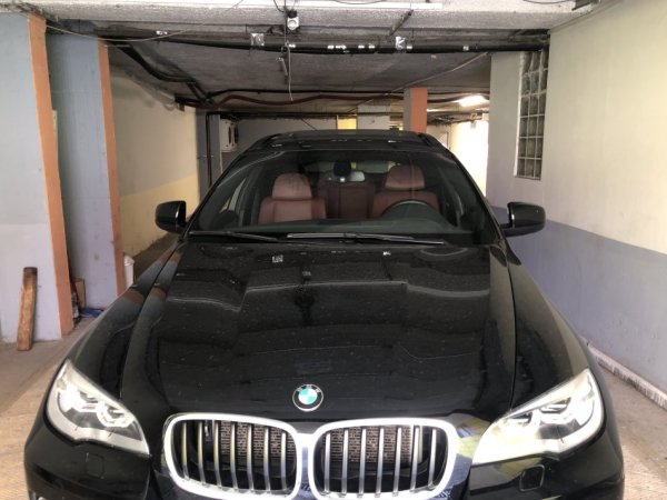 Tirane, shes makine BMW X6 Nafte, automatik Klima 120.000 km 30.000 €