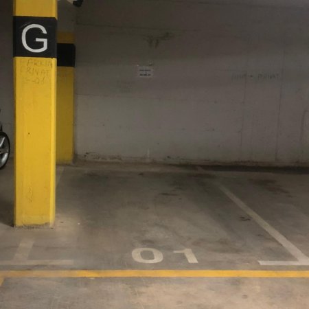 Tirane, jepet me qera apartament 1+1+Ballkon+ 1 depo+ parking, Kati 50'000 leke ne muaj Prane spitalit amerikan 3)