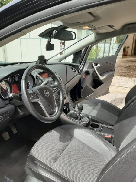SUPER OKAZION !!!Durres, shes makine OPEL ASTRA Benzin, blu e errët manuale Kondicioner 58.000 km 6000 €