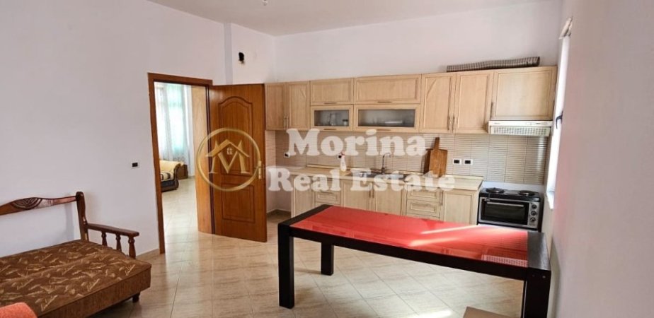 Tirane, jepet me qera shtepi 2+1 Kati 2, 119 m² 650 € (Rruga Kavajes)
