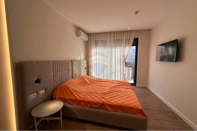 Tirane, jepet me qera garsonier Kati 3, 42 m² 450 € (liqeni i thate)